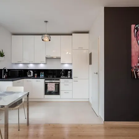 Apartmán Apartament City Life Zlote Lany